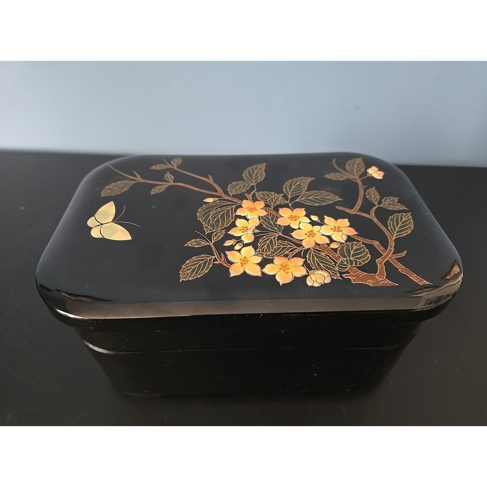 Bento Box Japanese Lacquered Jewelry Accessory Two Tier Trinket Flower Design